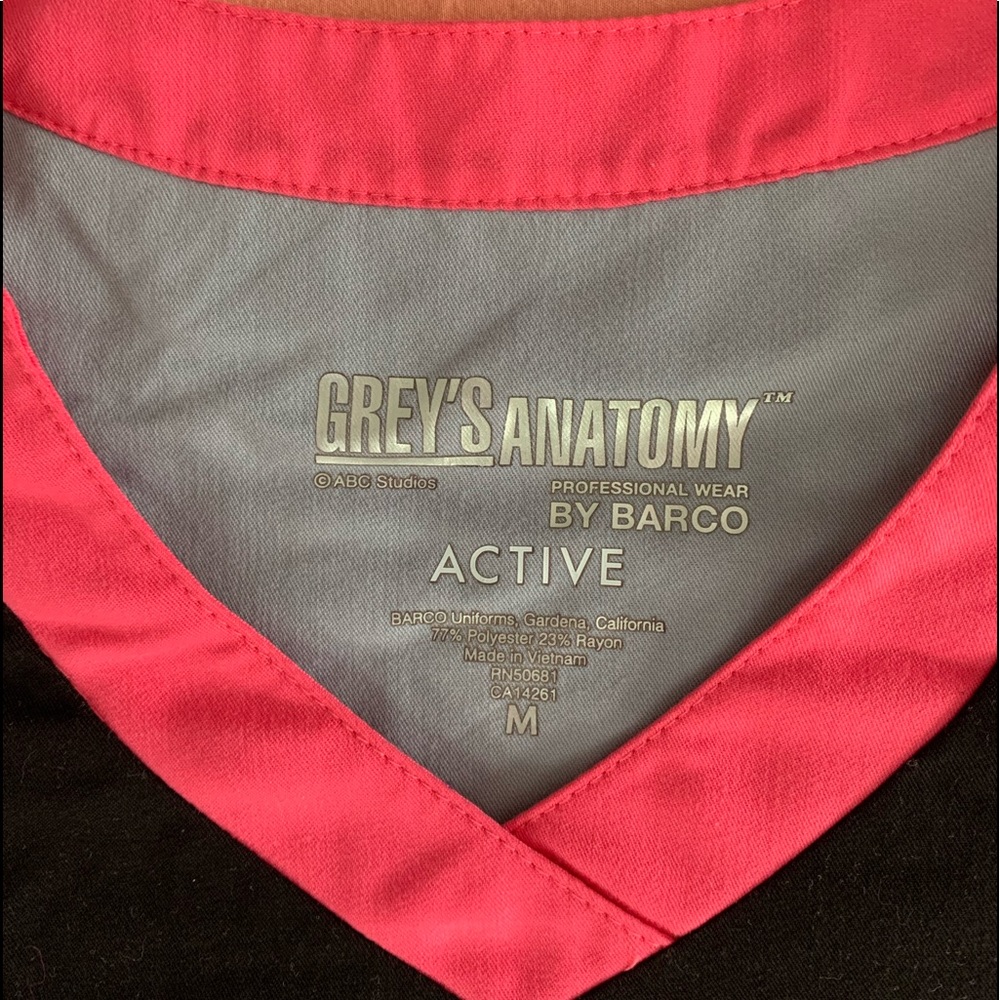 Greys Anatomy scrub top!!